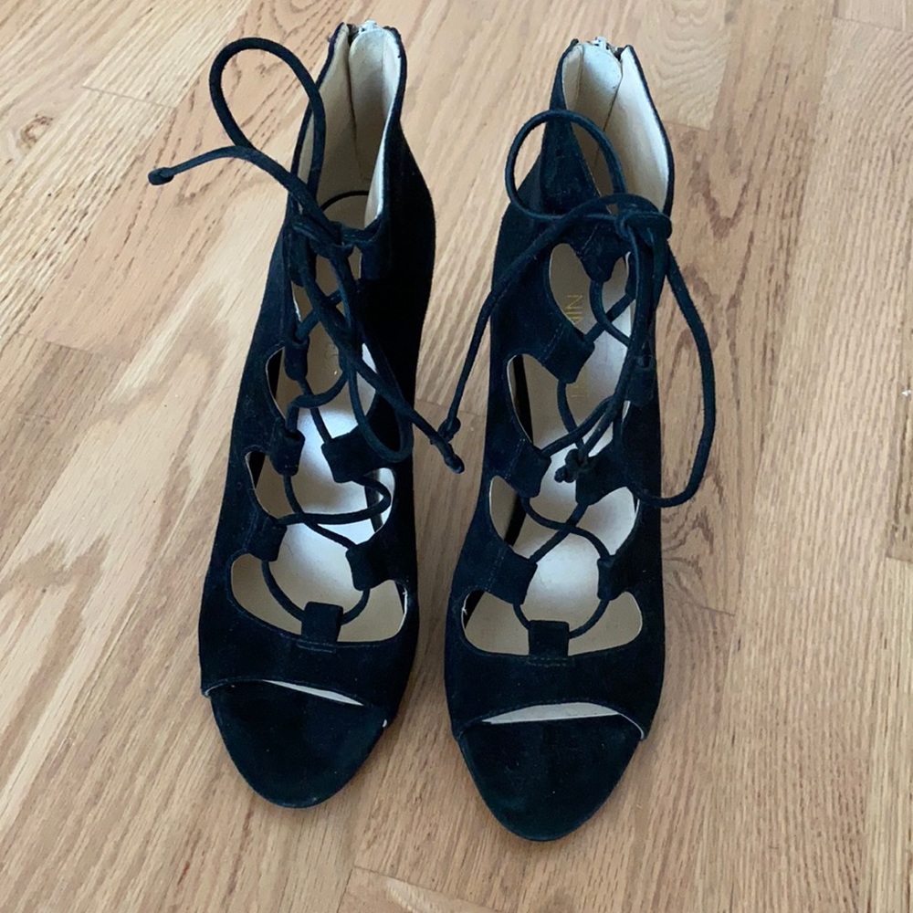 Nine West Black Sandals Lace Up Heels Size 7.5